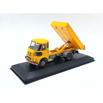 Sava BMC S-66 - MOP 1962 - skala 1:43 - Salvat (Hachette)